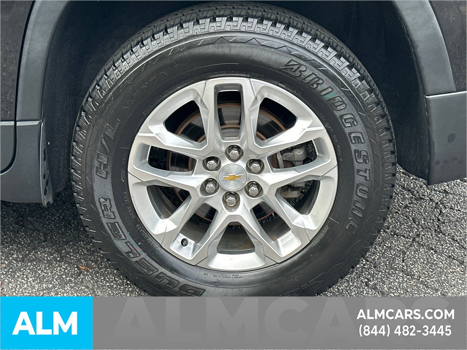 Used 2018 Chevrolet Traverse LT FWD image 22