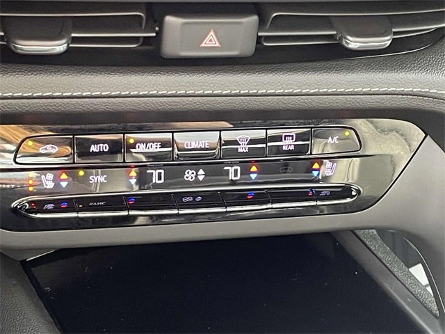 Used 2022 Buick Envision Avenir w/ Technology Package II image 29