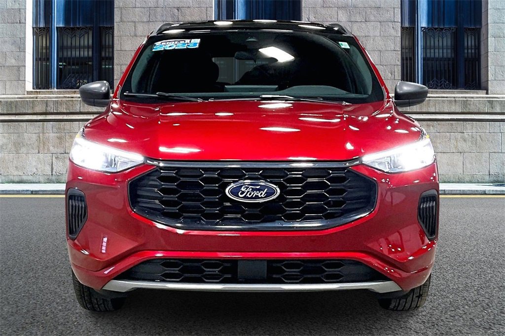 Certified 2023 Ford Escape ST-Line w/ Tech Pack #1 image 3