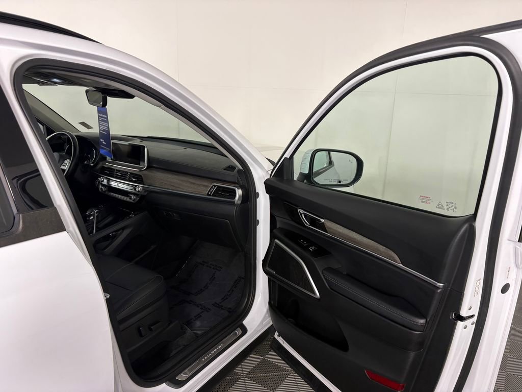 Used 2021 Kia Telluride EX w/ EX Premium Package AWD/4WD image 35