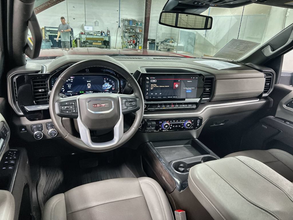 Used 2025 GMC Sierra 2500 SLT w/ SLT Premium Package AWD/4WD image 19