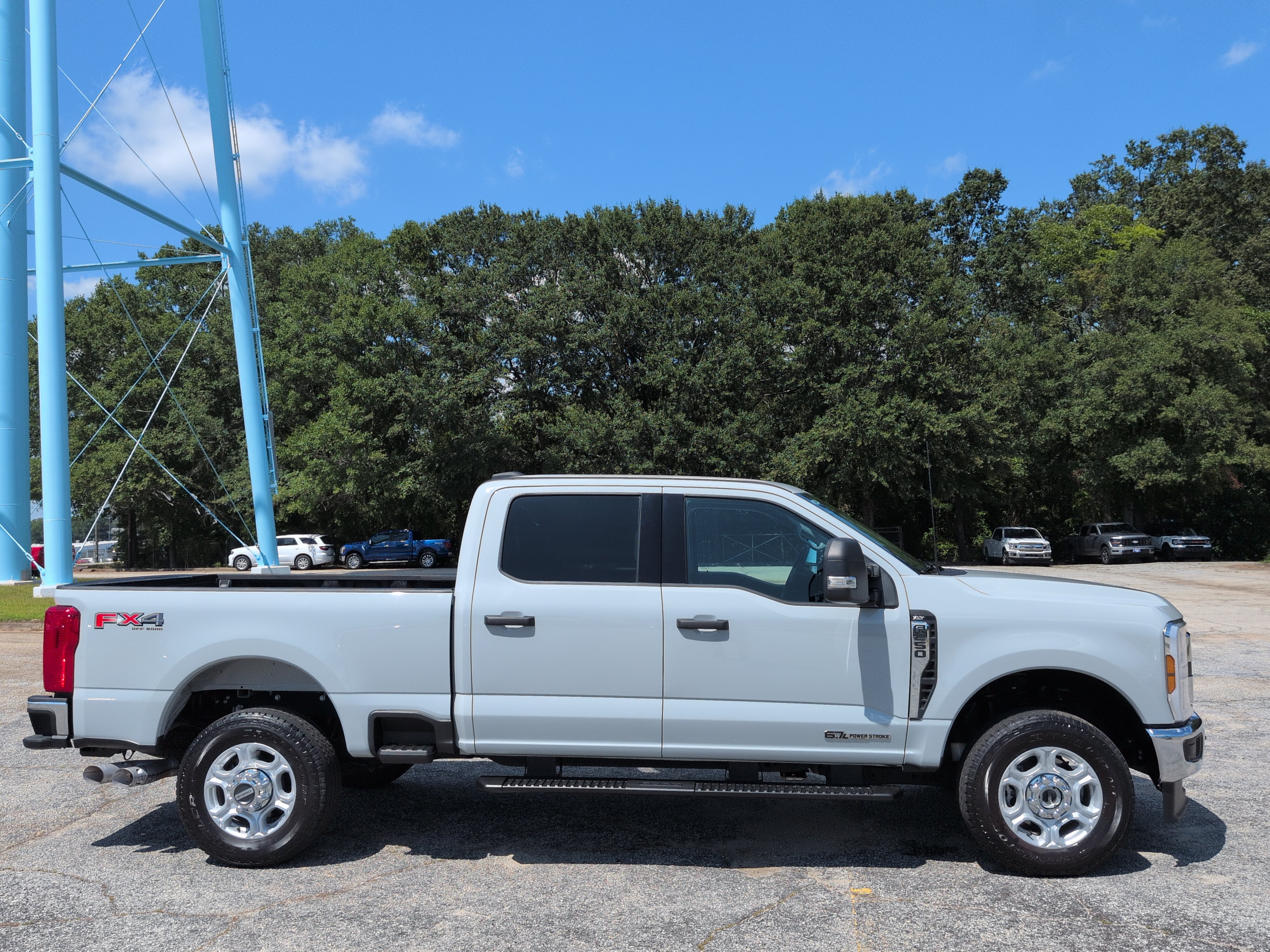 Certified 2025 Ford F250 XLT AWD/4WD image 1