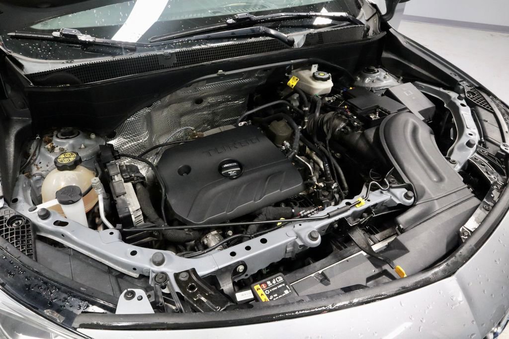 Used 2023 Buick Encore GX Essence w/ Experience Buick Package image 15