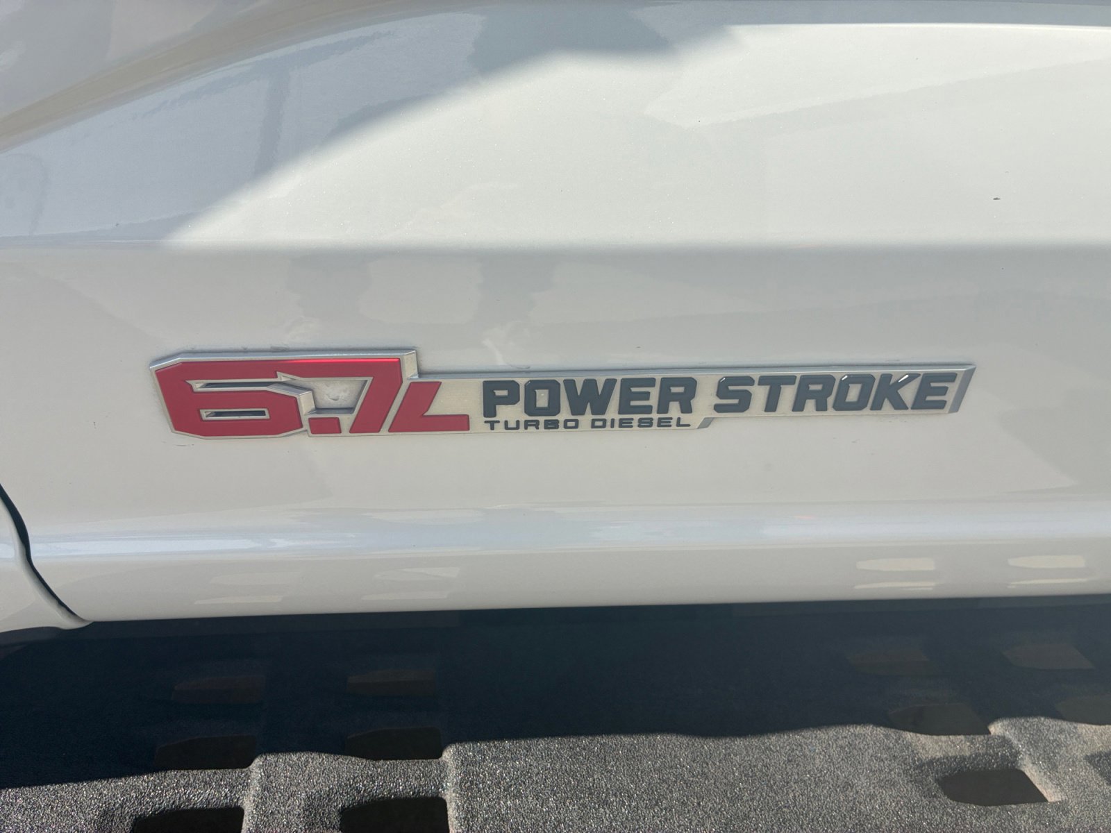 Certified 2023 Ford F250 Lariat w/ Tremor Off-Road Package image 35