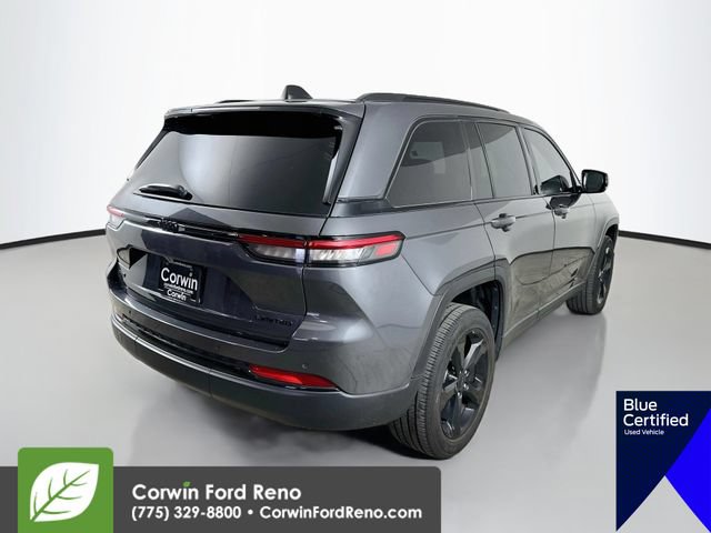 Used 2024 Jeep Grand Cherokee Altitude AWD/4WD image 10