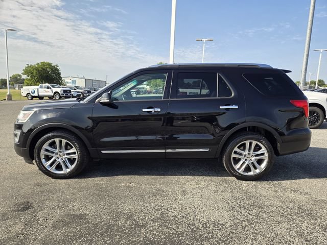 Certified 2017 Ford Explorer Limited w/ Class II Trailer Tow Package AWD/4WD image 4