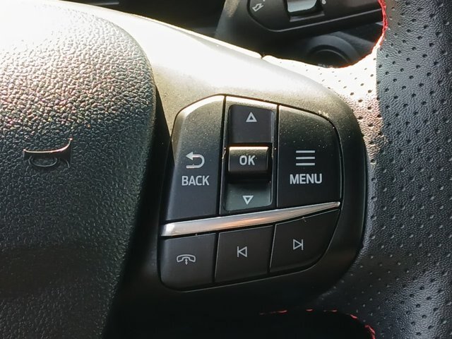 Certified 2025 Ford Escape ST-Line Select AWD/4WD image 10