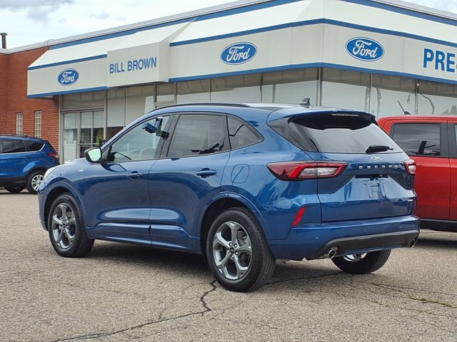 Certified 2023 Ford Escape ST-Line w/ Tech Pack #1 AWD/4WD image 2