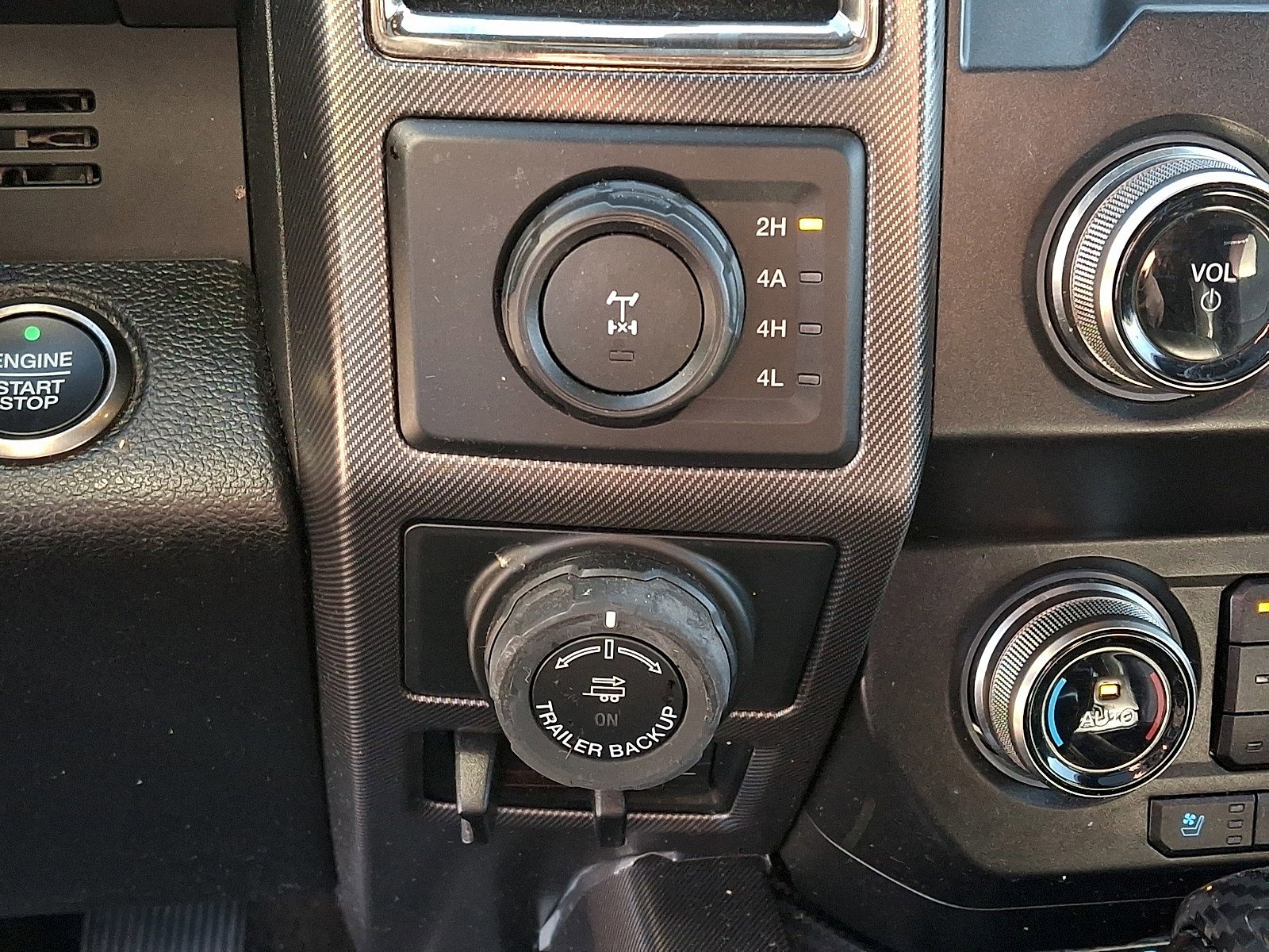 Certified 2019 Ford F150 Raptor w/ Equipment Group 802A Luxury image 22