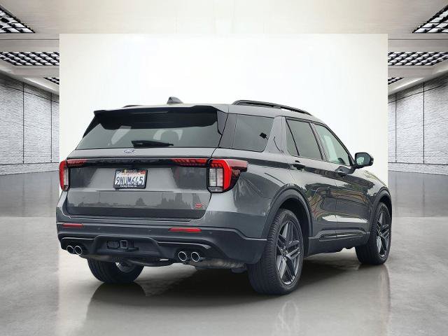 Certified 2025 Ford Explorer ST AWD/4WD image 6