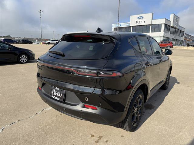 Used 2023 Dodge Hornet GT w/ GT Blacktop Package AWD/4WD image 9