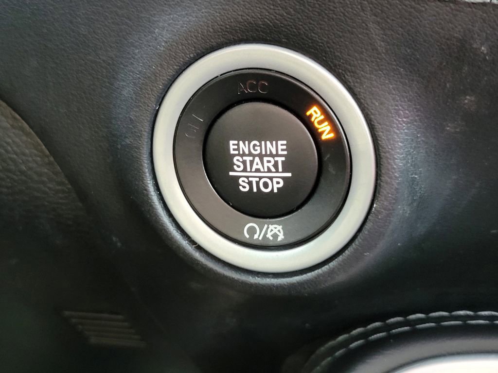 Used 2022 Dodge Challenger SXT w/ Plus Package image 30