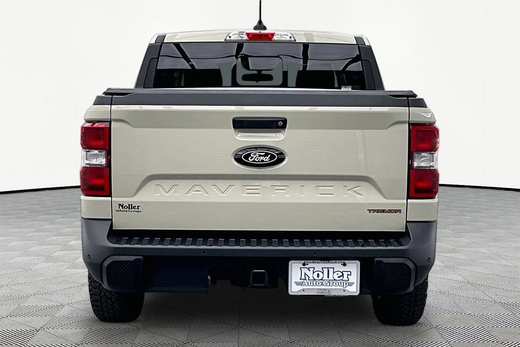 Certified 2025 Ford Maverick Tremor image 3