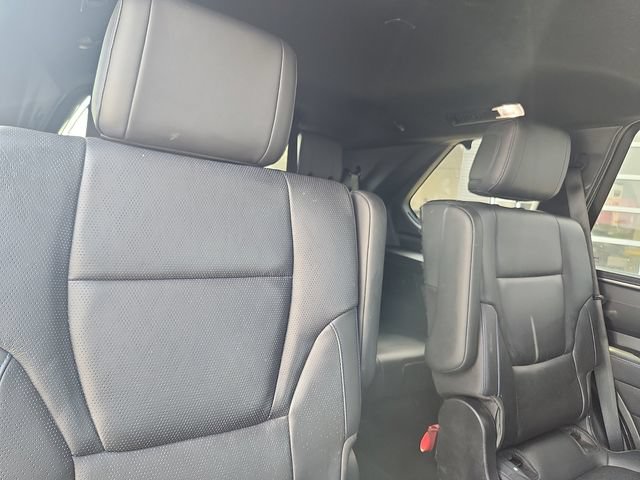 Used 2024 Toyota Sequoia Platinum AWD/4WD image 30