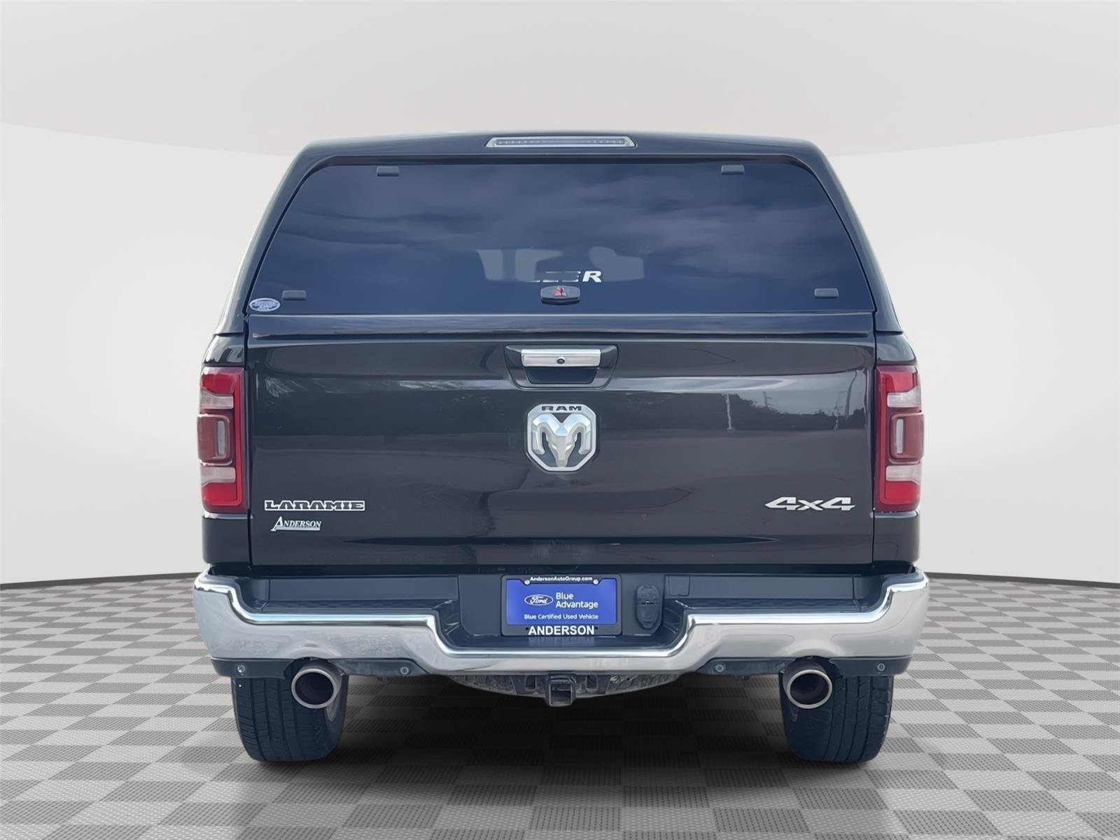 Used 2019 RAM 1500 Laramie AWD/4WD image 8