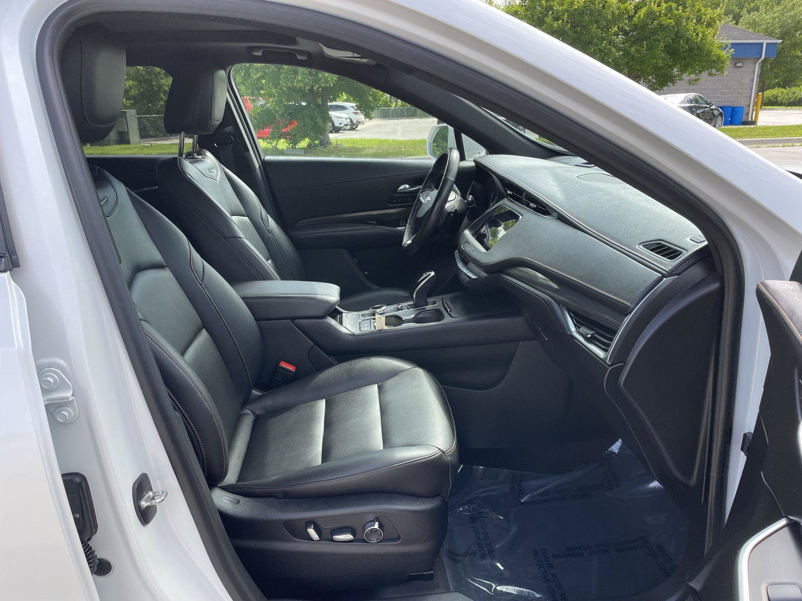 Used 2020 Cadillac XT4 Sport w/ Cold Weather Package AWD/4WD image 19
