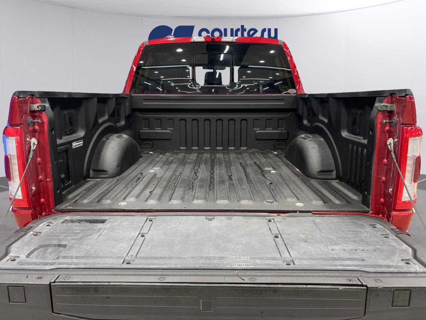 Certified 2022 Ford F150 Lariat w/ Equipment Group 502A High image 9