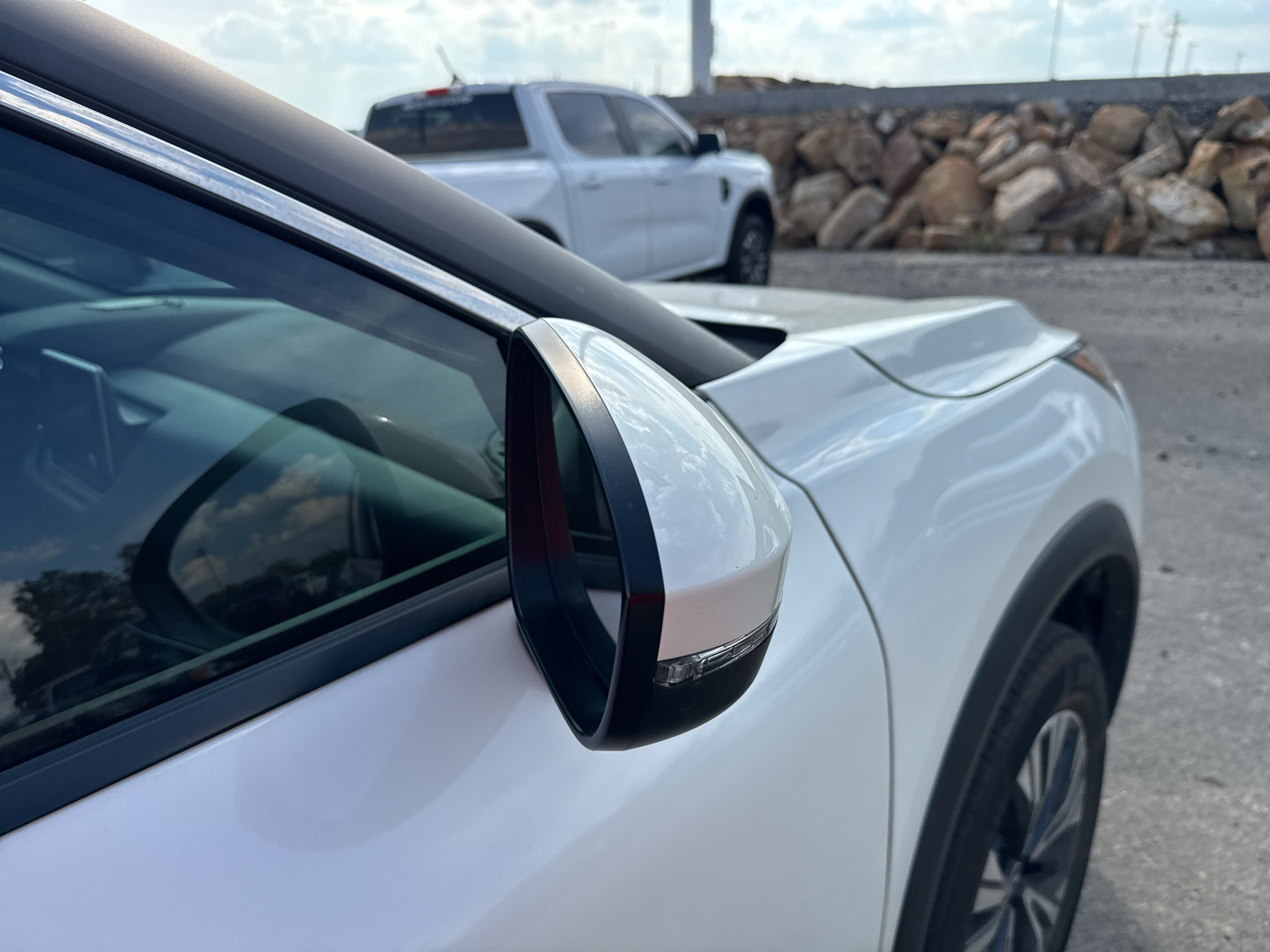 Used 2023 Nissan Rogue SV FWD image 22