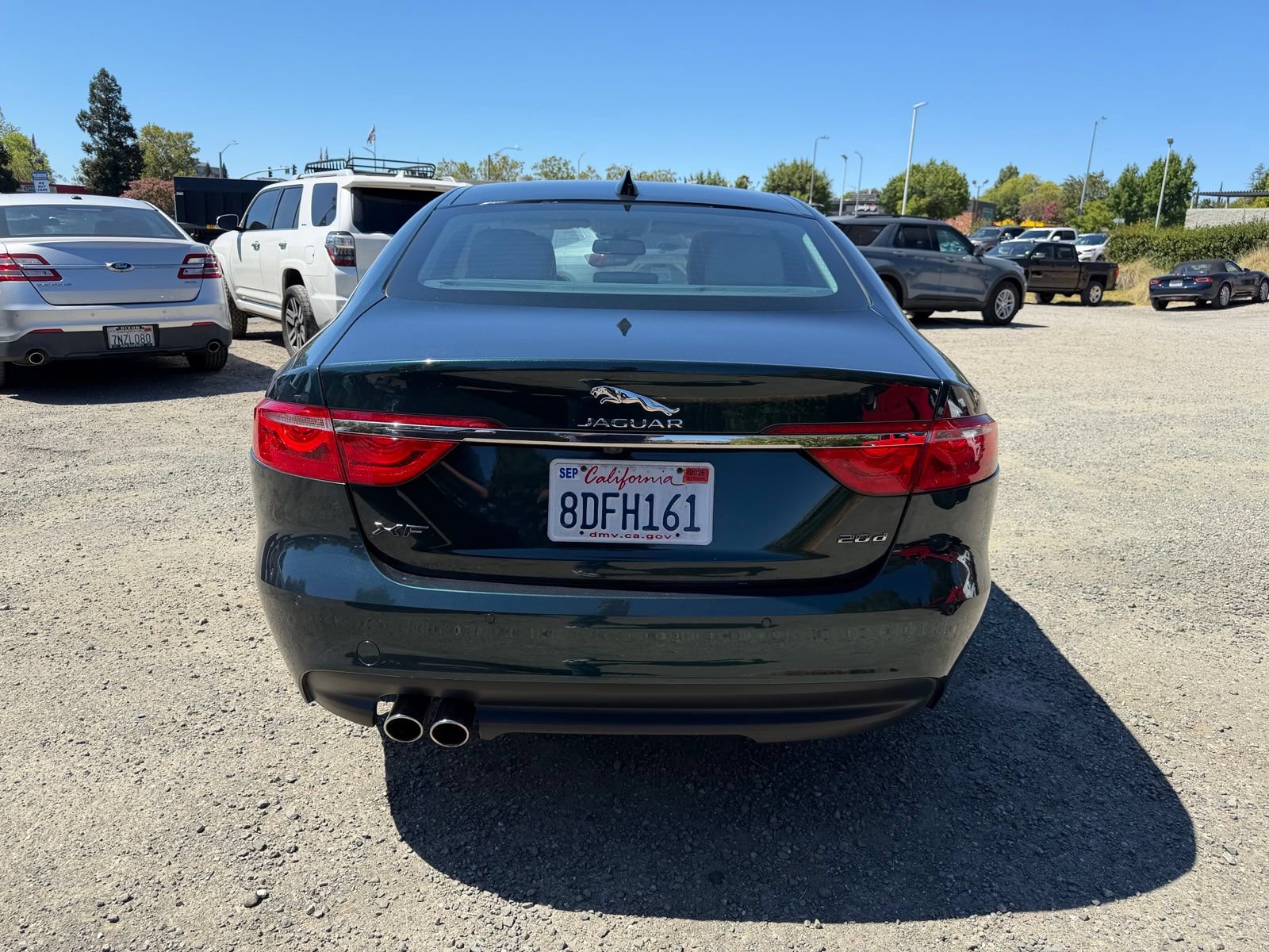 Used 2017 Jaguar XF Prestige RWD image 4