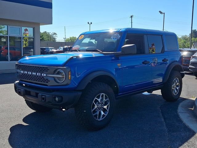 Certified 2025 Ford Bronco Badlands AWD/4WD image 3