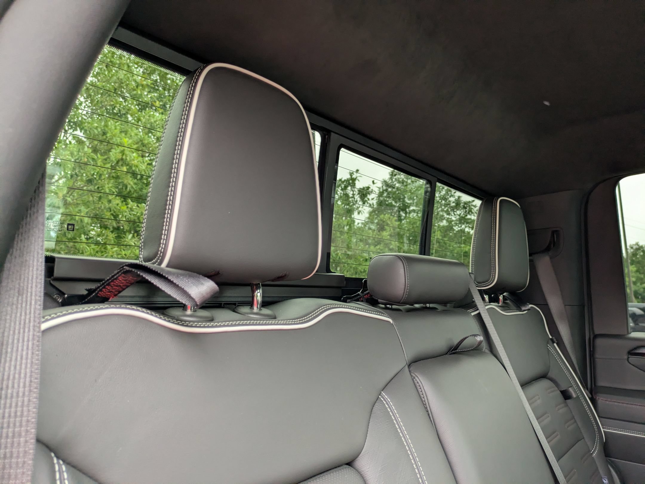Used 2024 GMC Sierra 2500 AT4X AWD/4WD image 39