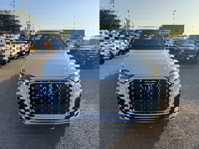 Used 2021 Audi SQ7 Premium Plus w/ Driver Assistance Package image 6