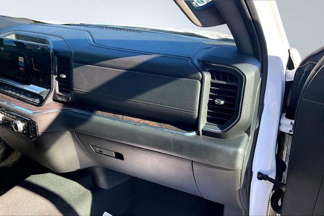 Used 2024 GMC Sierra 1500 SLT image 19