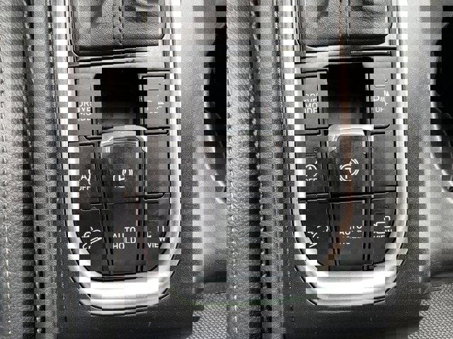 Used 2020 Hyundai Santa Fe Limited image 24