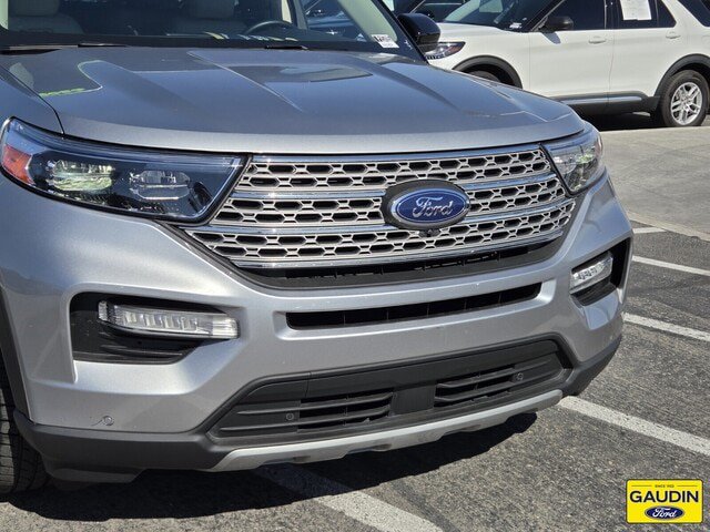 Certified 2023 Ford Explorer Limited AWD/4WD image 2