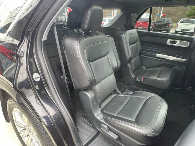 Certified 2021 Ford Explorer Limited w/ Hybrid Equipment Group 310A AWD/4WD image 39
