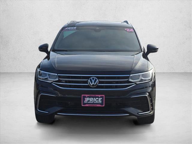 Used 2024 Volkswagen Tiguan SEL R-Line w/ MDO Package, Two-Row AWD/4WD image 2