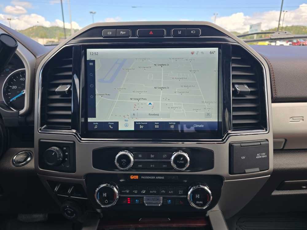 Certified 2022 Ford F350 King Ranch w/ King Ranch Ultimate Package AWD/4WD image 12