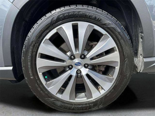 Used 2022 Subaru Ascent Limited image 32