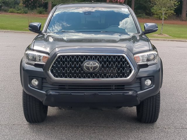 Used 2019 Toyota Tacoma TRD Off-Road w/ Technology Package AWD/4WD image 9