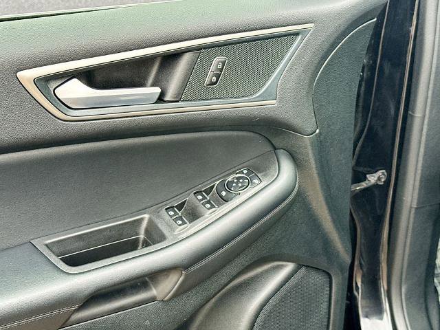 Certified 2024 Ford Edge SEL w/ Convenience Package AWD/4WD image 13
