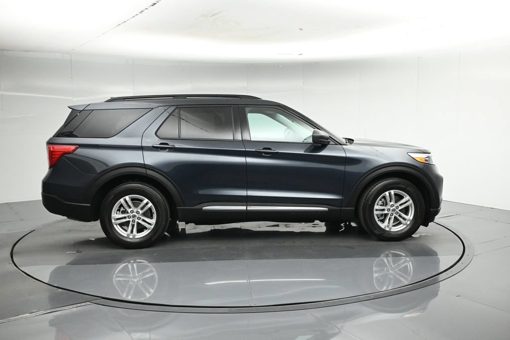 Certified 2023 Ford Explorer XLT RWD image 10