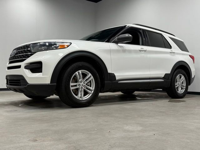 Certified 2022 Ford Explorer XLT image 5