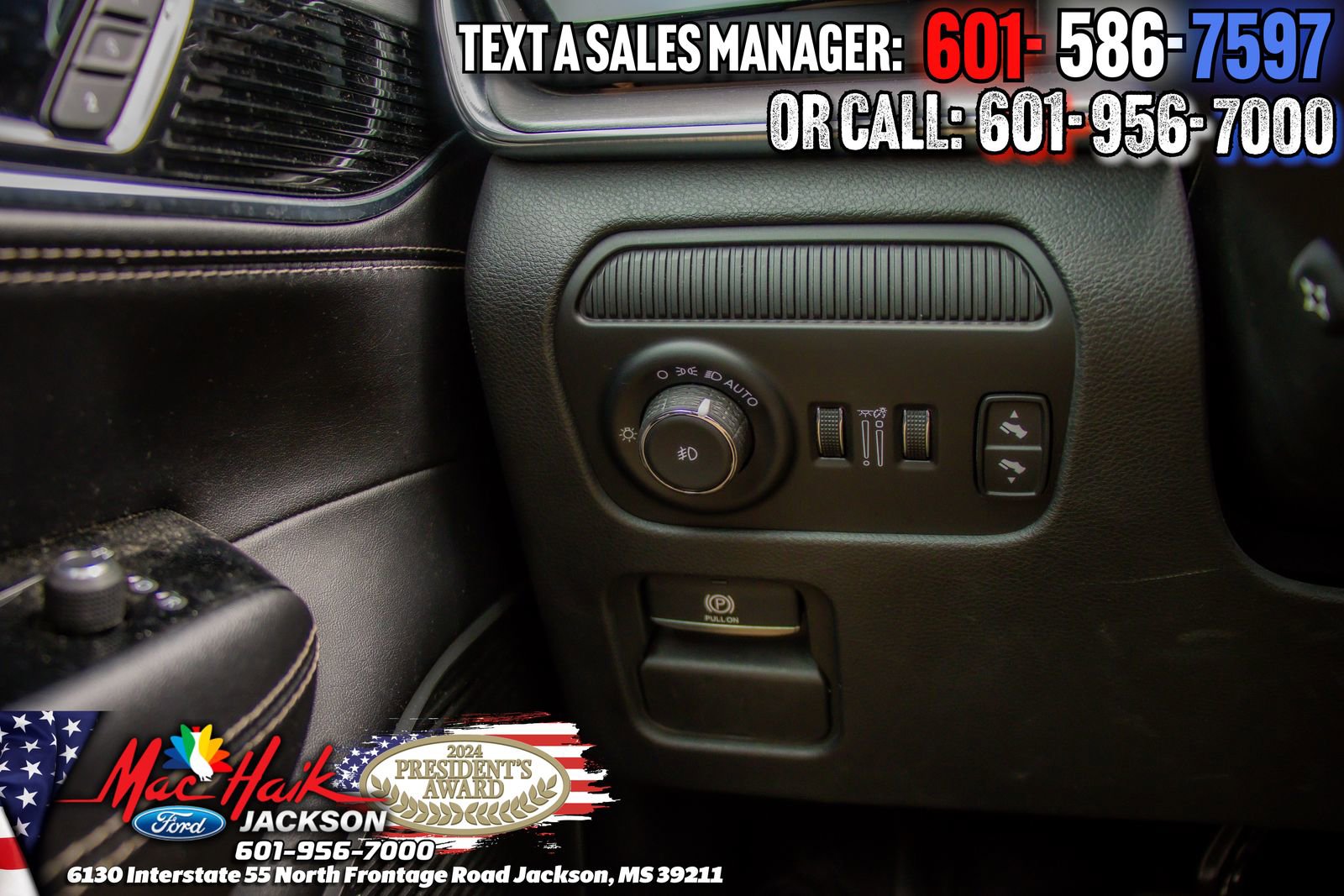 Used 2023 Jeep Wagoneer Series II AWD/4WD image 18