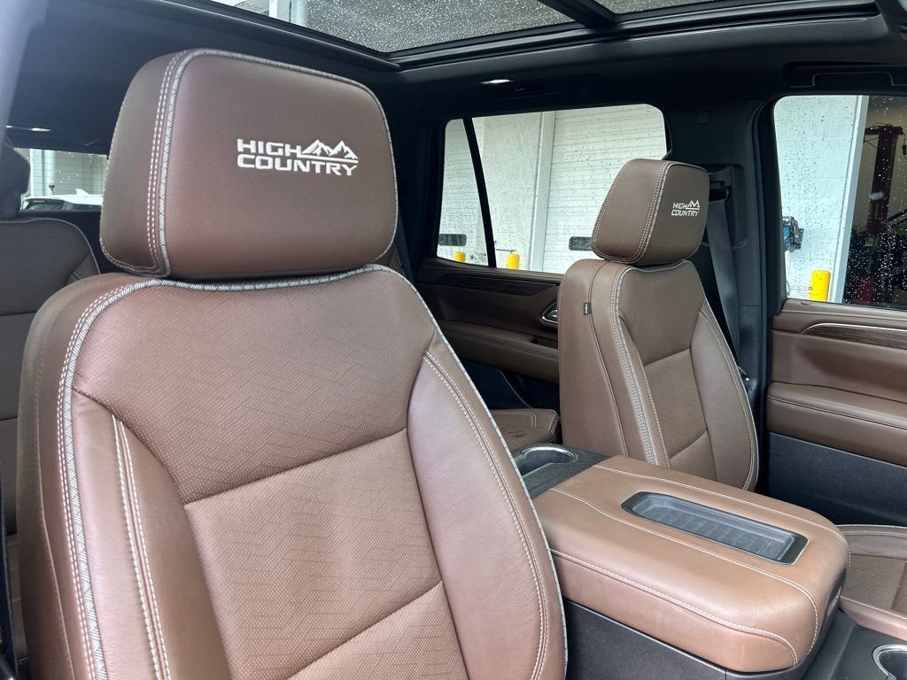 Used 2024 Chevrolet Tahoe High Country image 15