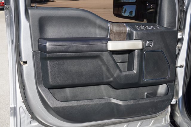 Certified 2020 Ford F350 Lariat w/ Lariat Ultimate Package image 32