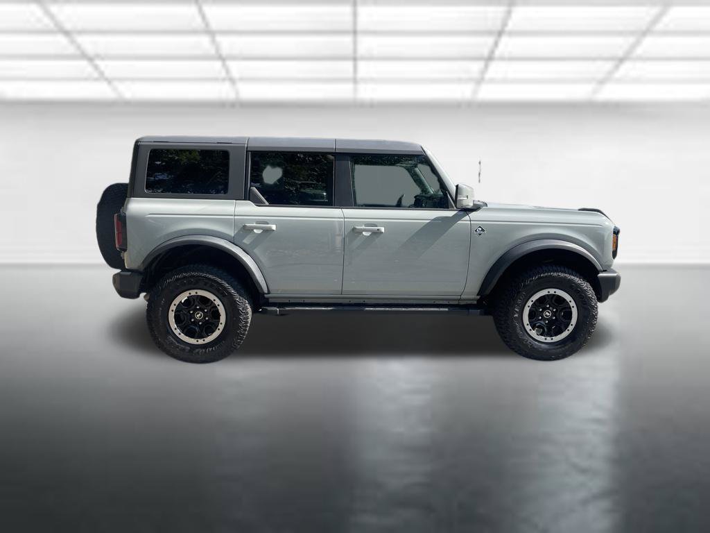 Certified 2022 Ford Bronco Outer Banks w/ Sasquatch Package AWD/4WD image 6