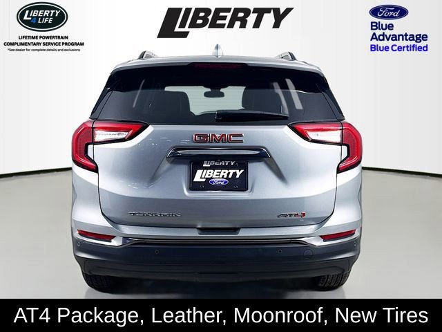 Used 2024 GMC Terrain AT4 image 4