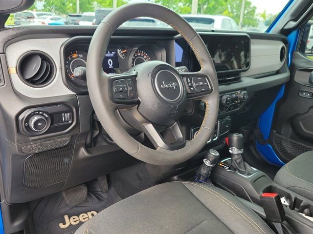 Used 2024 Jeep Wrangler Sport AWD/4WD image 18