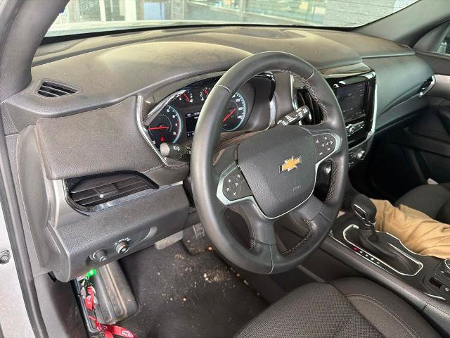 Used 2023 Chevrolet Traverse LT FWD image 12