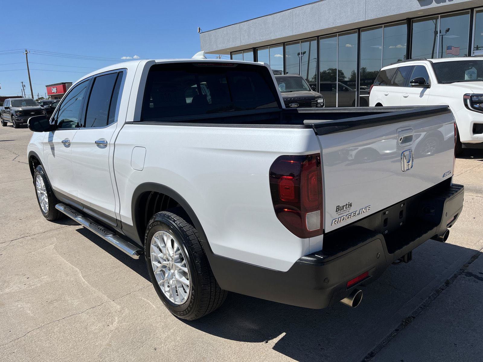Used 2023 Honda Ridgeline RTL-E image 8