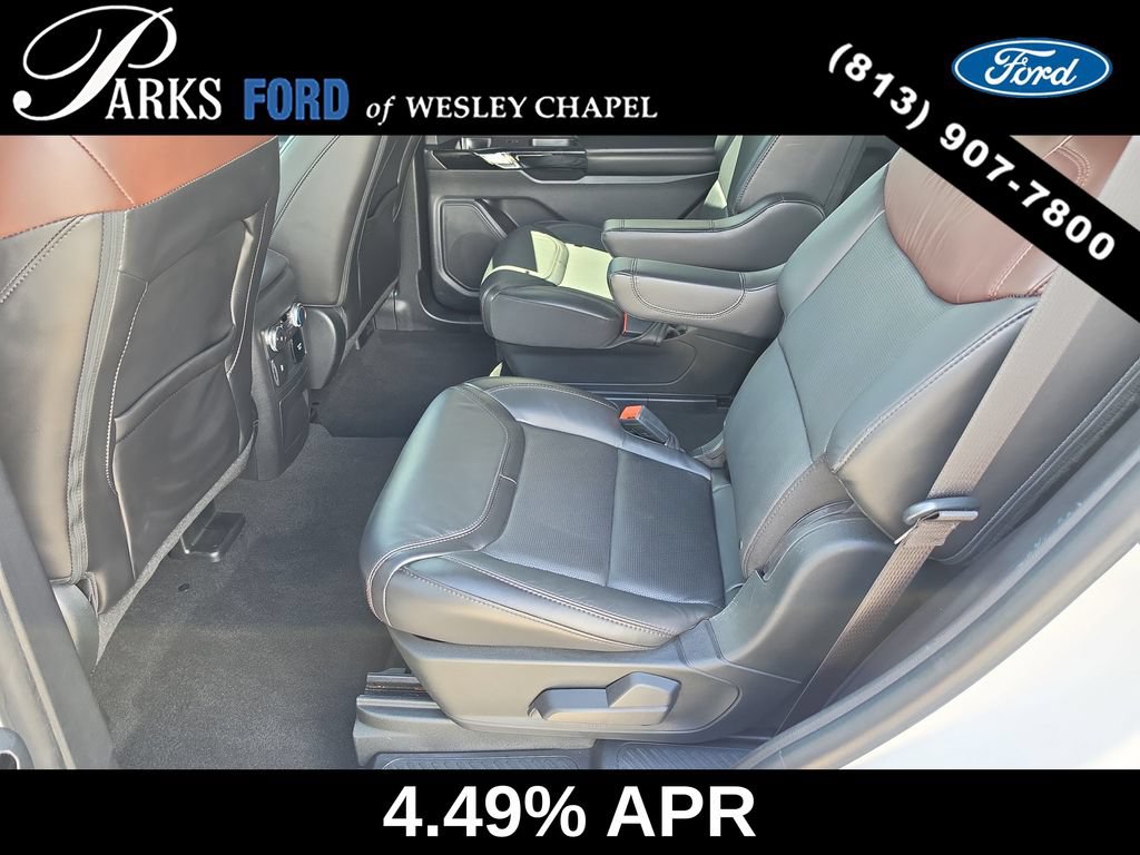 Certified 2022 Ford Explorer Platinum w/ Equipment Group 601A AWD/4WD image 16