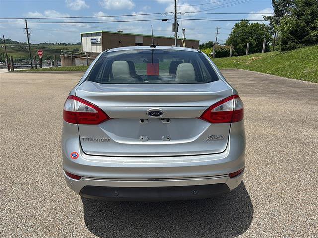 Certified 2017 Ford Fiesta Titanium FWD image 3