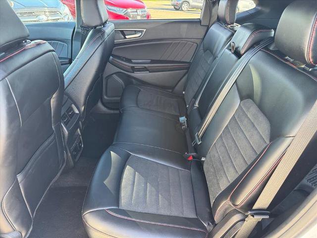 Certified 2024 Ford Edge ST-Line w/ Class II Trailer Tow Package image 11