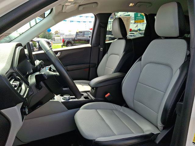 Certified 2023 Ford Escape Platinum AWD/4WD image 13
