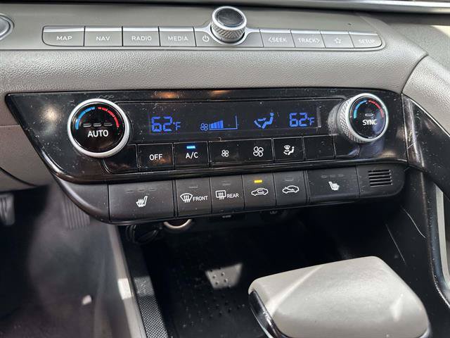 Used 2023 Hyundai Elantra SEL w/ Convenience Package FWD image 30